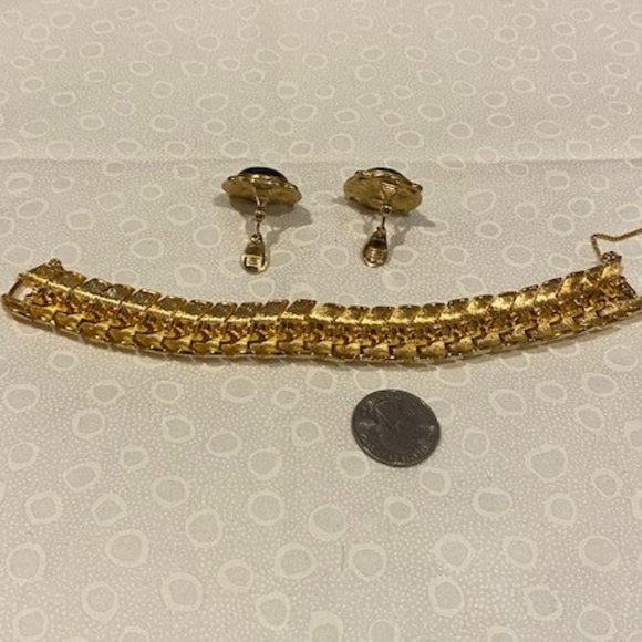 VTG MONET Brushed Gold Chain Link Bracelet and Earrings SET - Picture 9 of 9